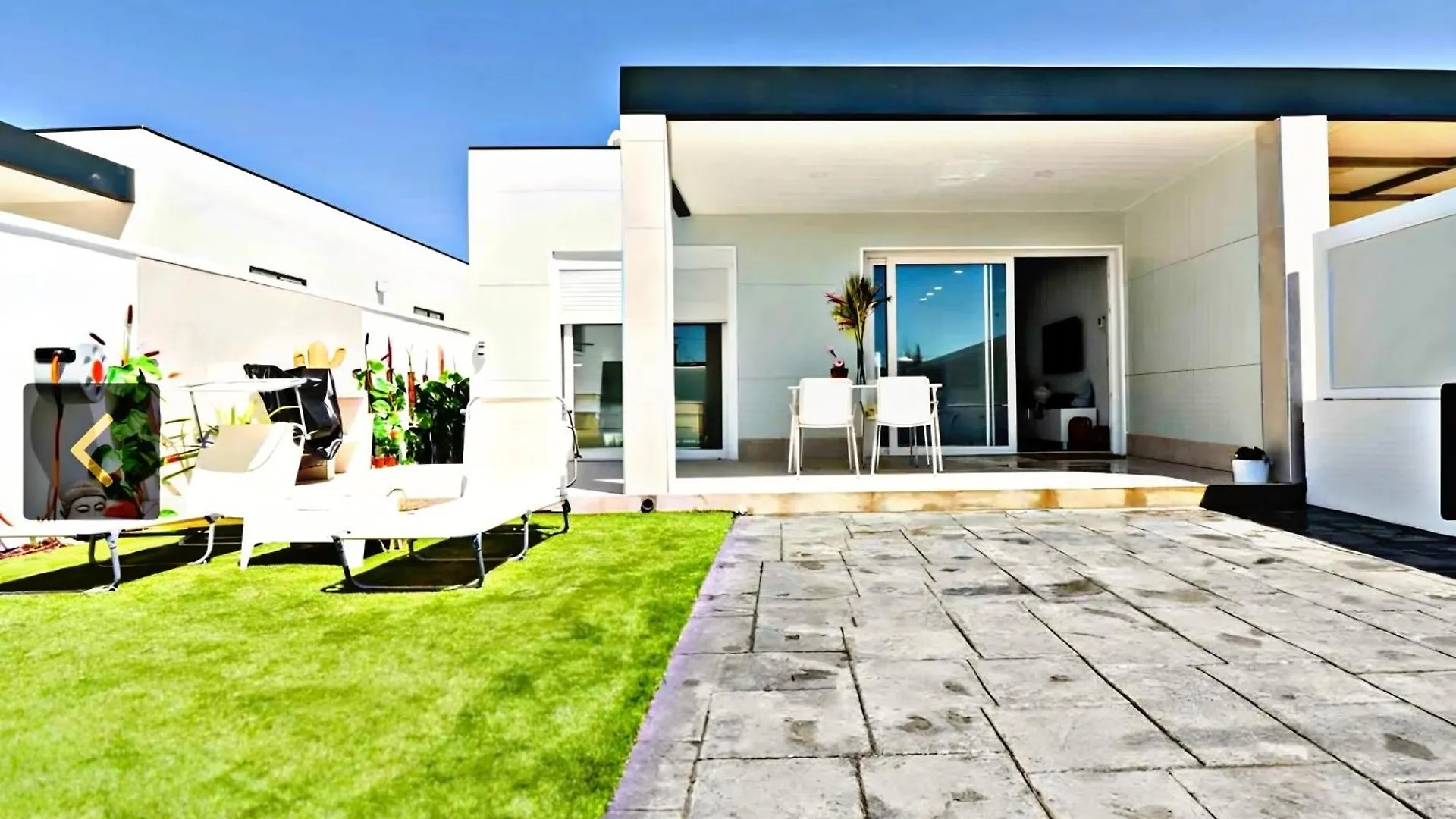 Trix I Villa Chiclana de la Frontera Spain